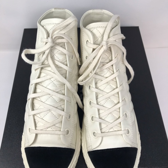 CHANEL 21B Quilted Lambskin High Top Sneaker Ivory Black Suede Cap Toe Size 37.5 - Picture 9 of 12